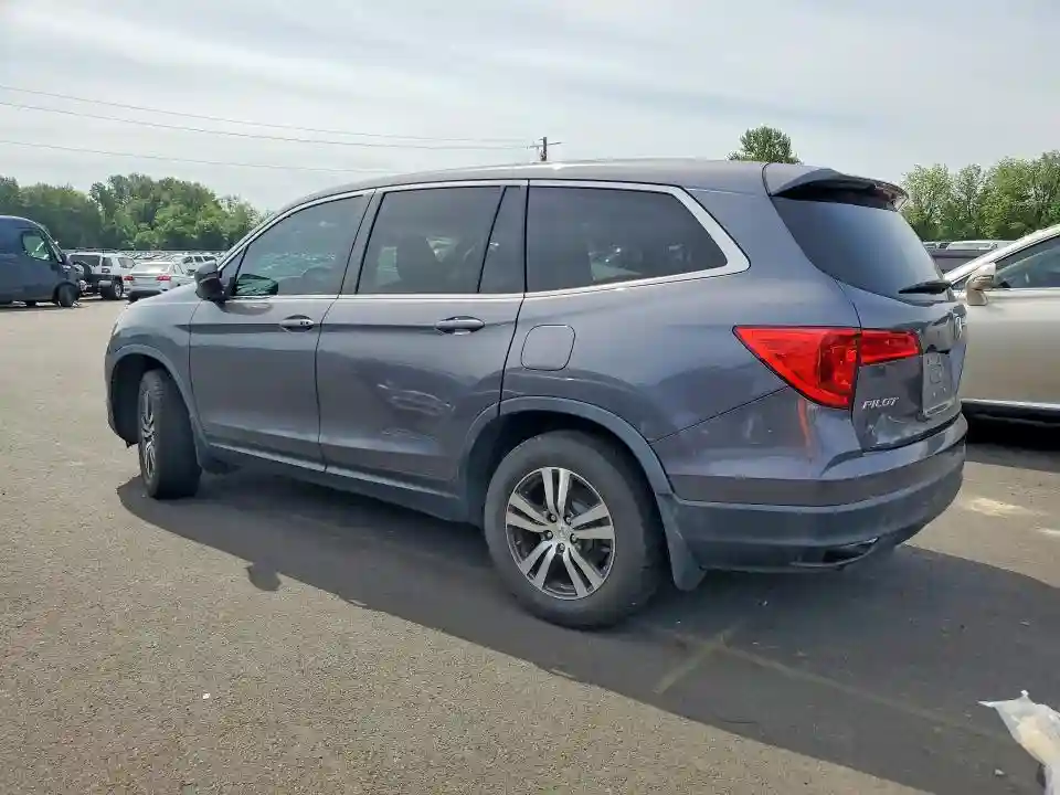 5FNYF6H58JB026529 2018 HONDA PILOT-1