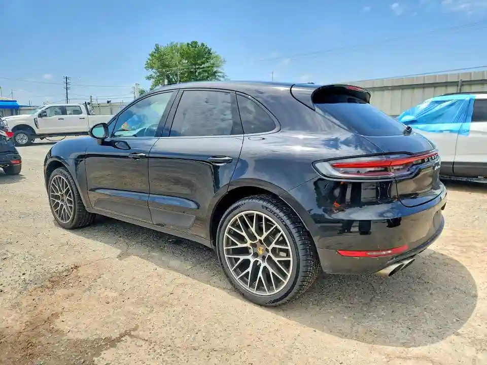 WP1AB2A50KLB33989 2019 PORSCHE MACAN-1