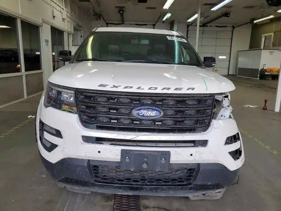 1FM5K8GT0HGD55943 2017 FORD EXPLORER-4