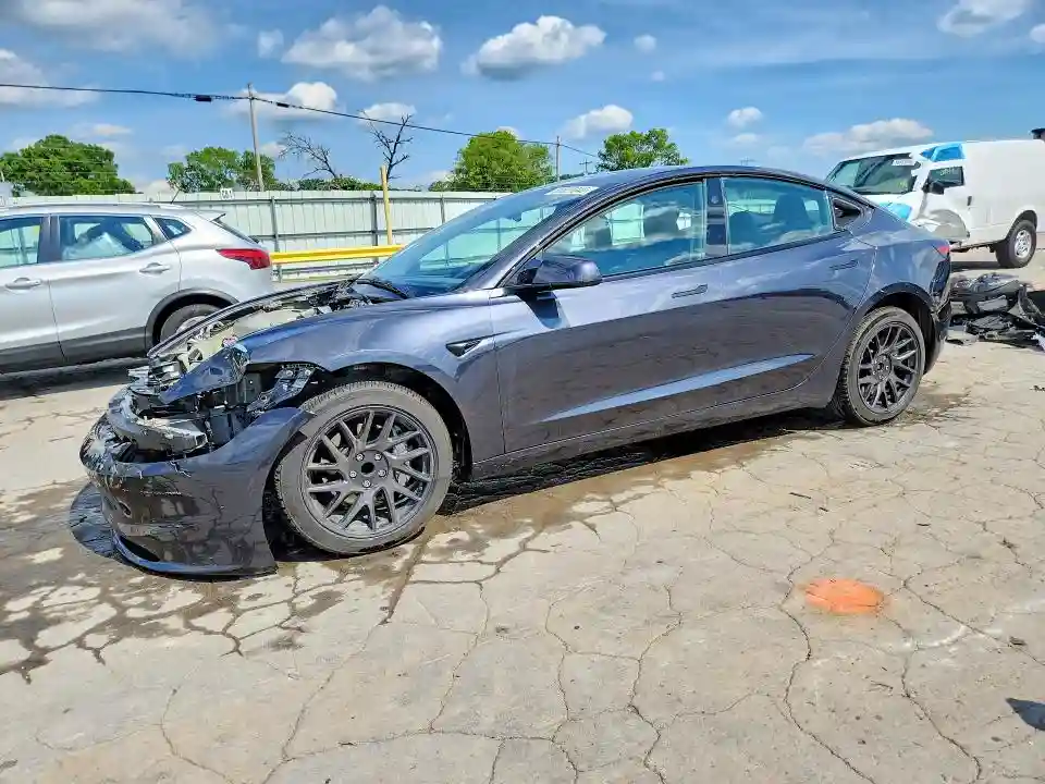 5YJ3E1EA0RF826528 2024 TESLA MODEL 3-0