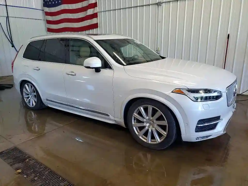 YV4A22PL1H1152463 2017 VOLVO XC90-3