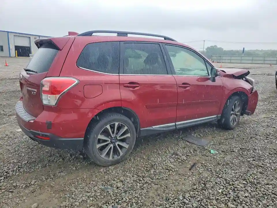 JF2SJGWC1HH540049 2017 SUBARU FORESTER-2