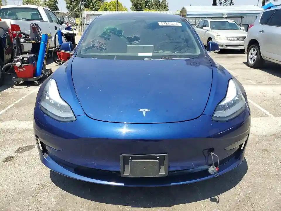 5YJ3E1EA9KF400732 2019 TESLA MODEL 3-4