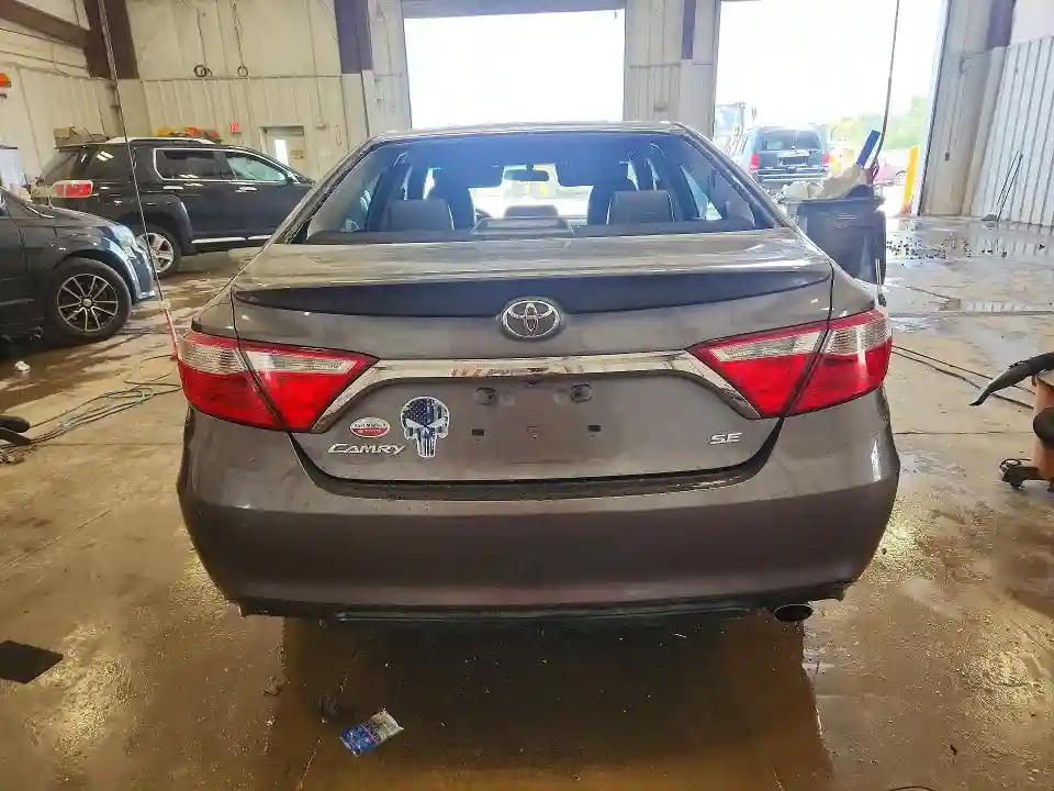 4T1BF1FK0HU381189 2017 TOYOTA CAMRY-5