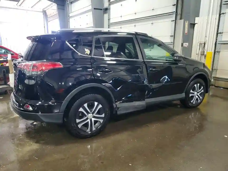 2T3BFREV2JW769385 2018 TOYOTA RAV4-2