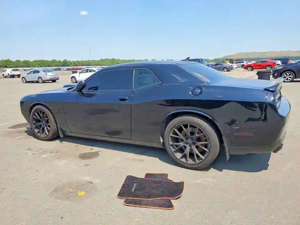 2C3CDZFJ6GH199460 2016 DODGE CHALLENGER-1