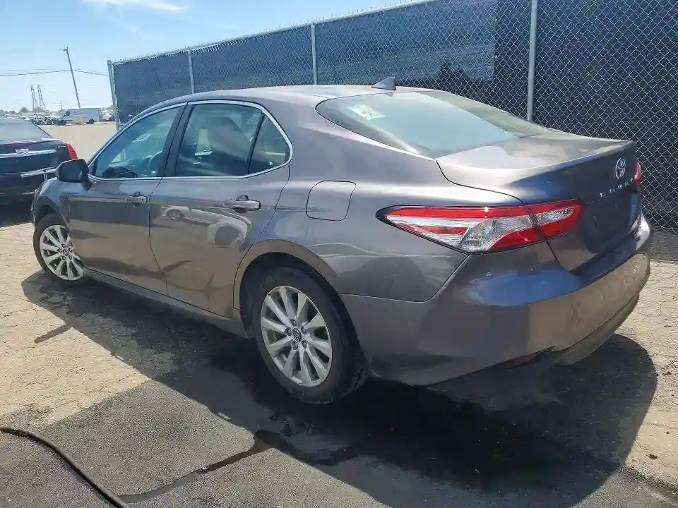 4T1B11HK9KU773090 2019 TOYOTA CAMRY-1