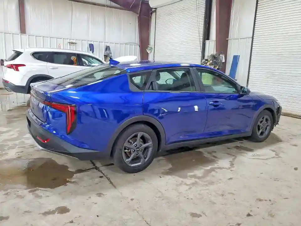 3KPFT4DE4SE203627 2025 KIA K4-2
