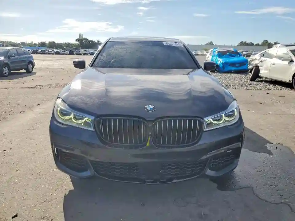 WBA7F2C5XGG420864 2016 BMW 7 SERIES-4
