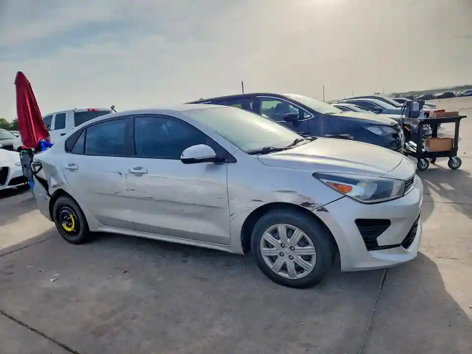 3KPA24AD3NE445452 2022 KIA RIO-3