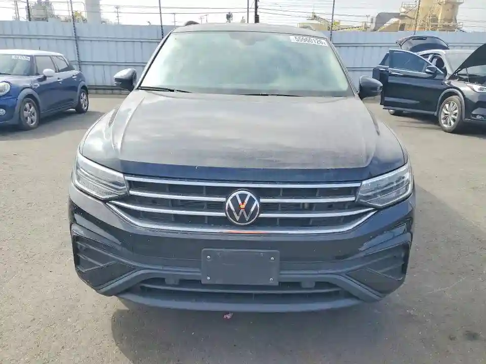 3VVRB7AX9PM032962 2023 VOLKSWAGEN TIGUAN-4