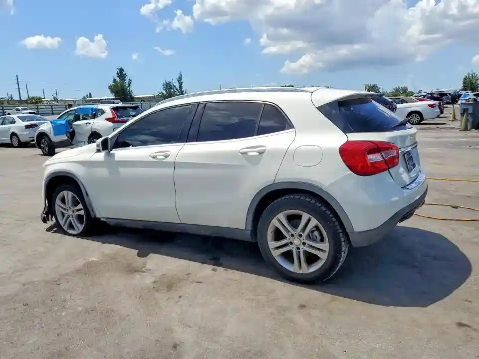 WDCTG4GB2FJ148140 2015 MERCEDES-BENZ GLA-CLASS-1