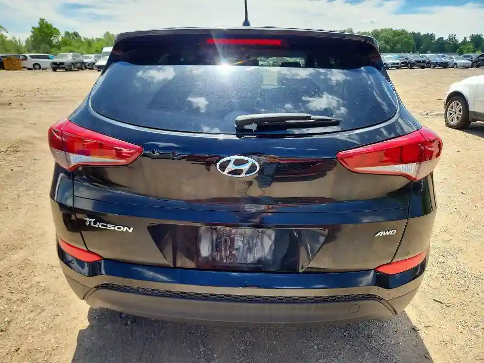 KM8J2CA42JU803982 2018 HYUNDAI TUCSON-5