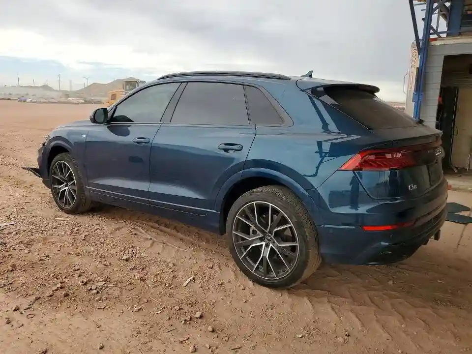 WA1FVAF10KD029702 2019 AUDI Q8-1