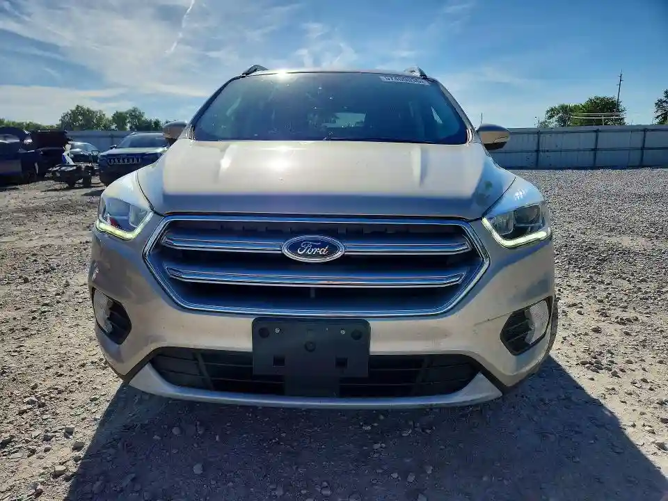 1FMCU0JD3HUB00337 2017 FORD ESCAPE-4