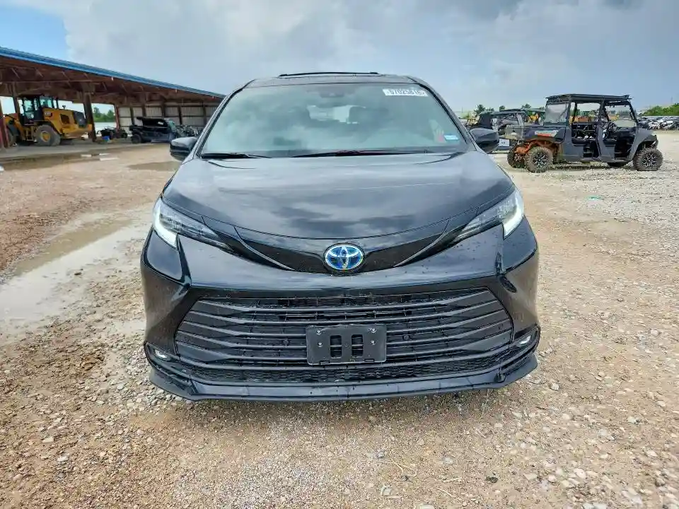 5TDCSKFC0SS214605 2025 TOYOTA SIENNA WOO-4