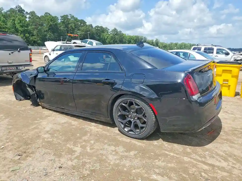 2C3CCABGXKH517197 2019 CHRYSLER 300-1