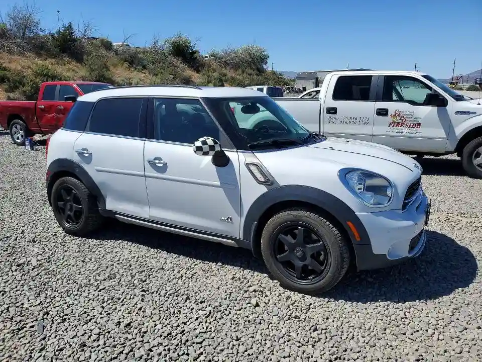 WMWZC5C54GWU03650 2016 MINI COOPER-3