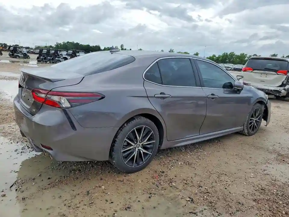 4T1G11AK5RU864786 2024 TOYOTA CAMRY-2