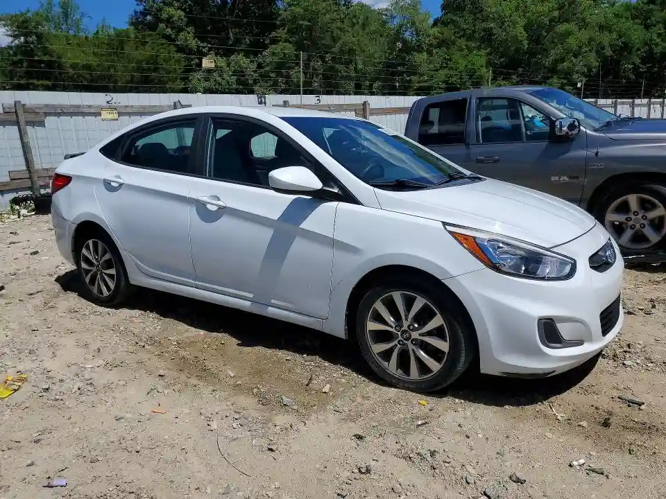 KMHCT4AE0HU334003 2017 HYUNDAI ACCENT-3