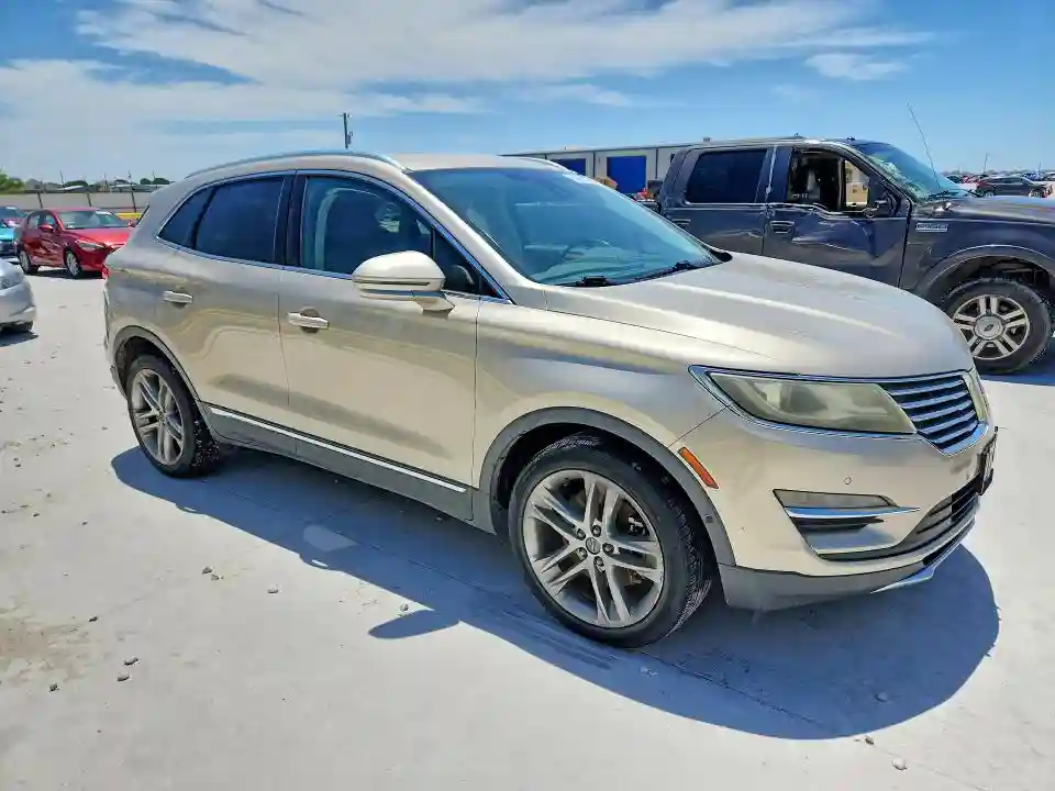 5LMCJ2A99FUJ46054 2015 LINCOLN MKZ-3