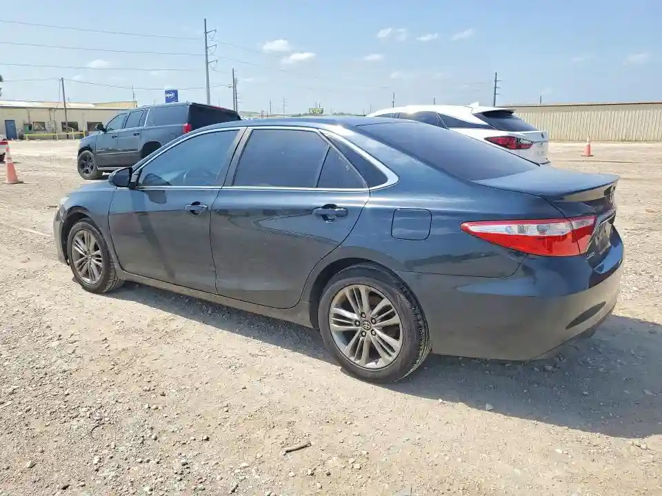 4T1BF1FK4HU762334 2017 TOYOTA CAMRY-1