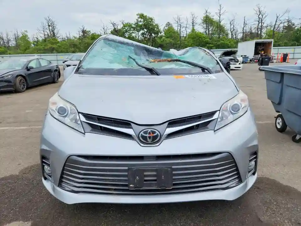 5TDYZ3DC5KS980517 2019 TOYOTA SIENNA-4