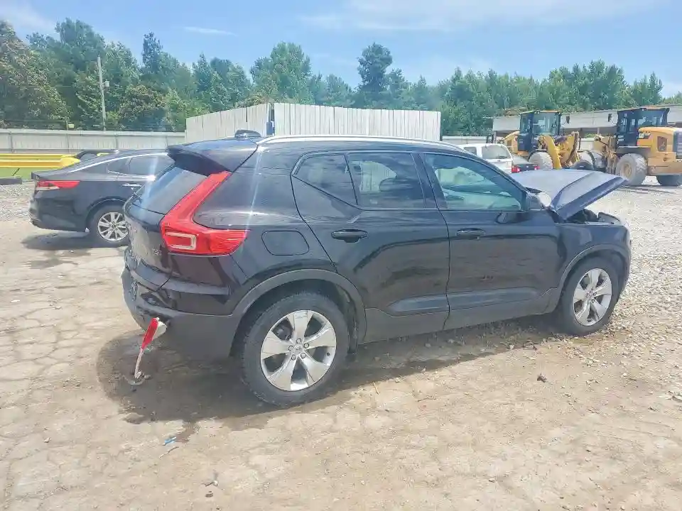 YV4162UK2K2053068 2019 VOLVO XC40-2