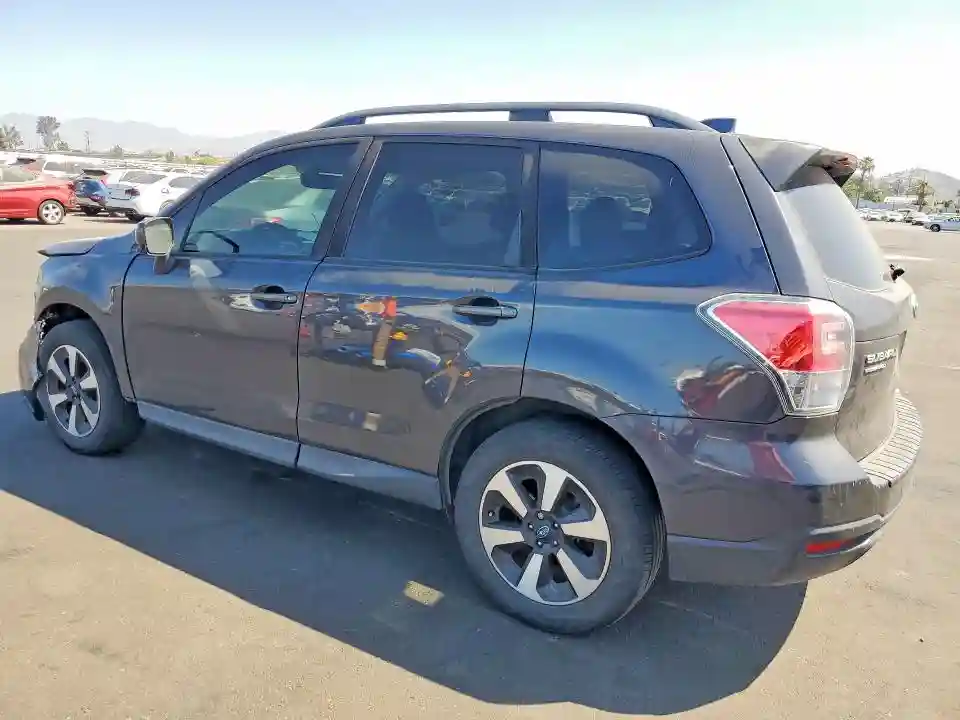 JF2SJAGC3HH443043 2017 SUBARU FORESTER-1
