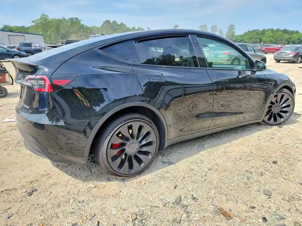 7SAYGDEF6NF562161 2022 TESLA MODEL Y-2