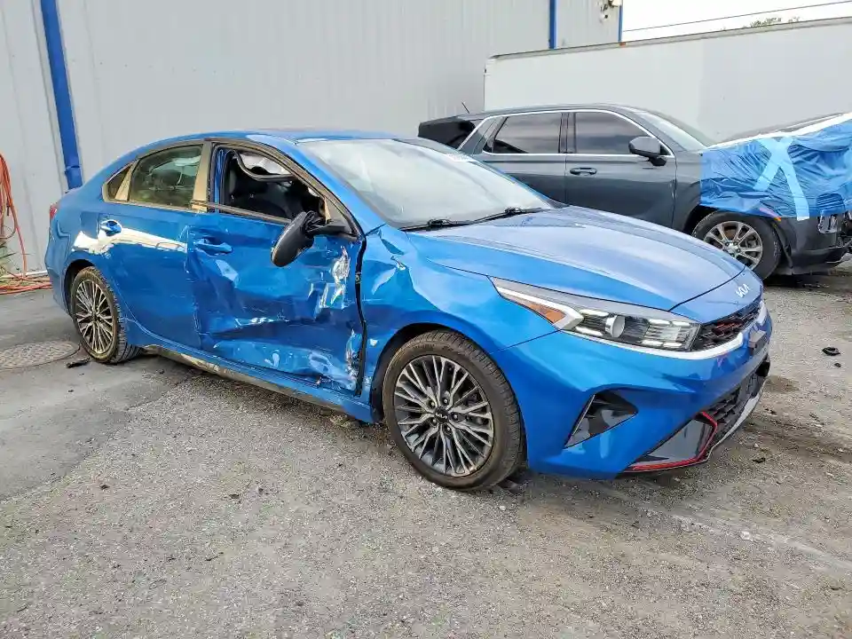 3KPF54AD4PE552901 2023 KIA FORTE-3