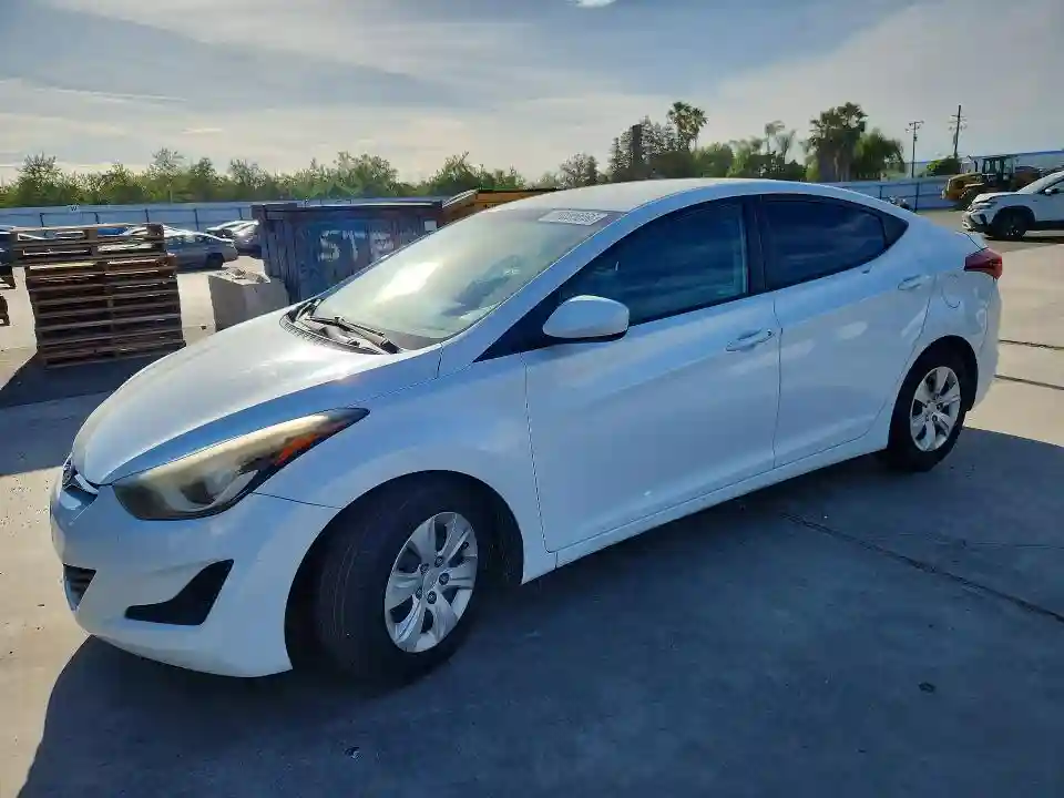 5NPDH4AE9GH695572 2016 HYUNDAI ELANTRA-0