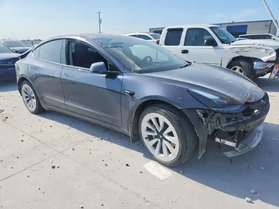 5YJ3E1EB9NF163933 2022 TESLA MODEL 3-3
