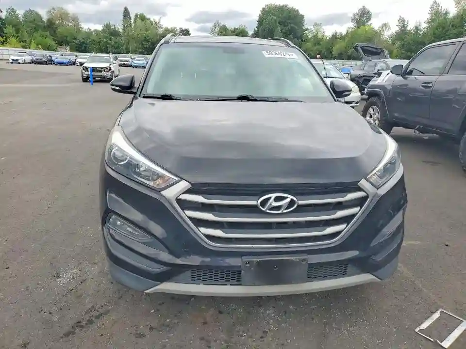 KM8J3CA28JU792076 2018 HYUNDAI TUCSON-4
