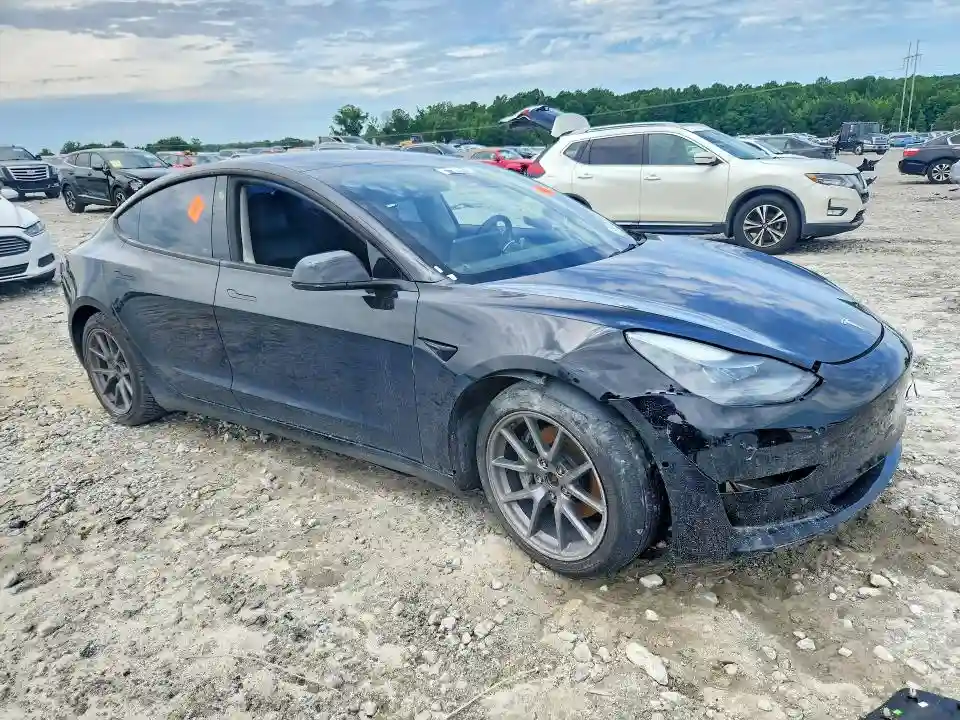 5YJ3E1EB2NF191556 2022 TESLA MODEL 3-3