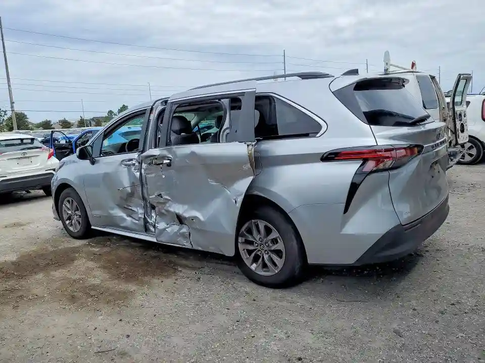 5TDYRKEC8MS055368 2021 TOYOTA SIENNA-1