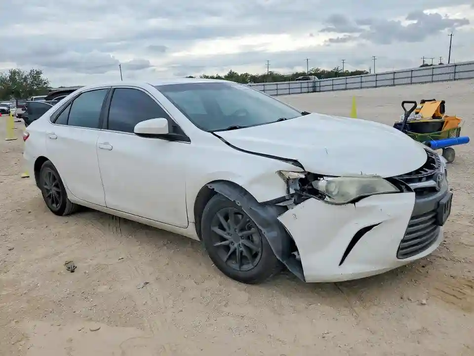 4T1BF1FK1HU695708 2017 TOYOTA CAMRY-3