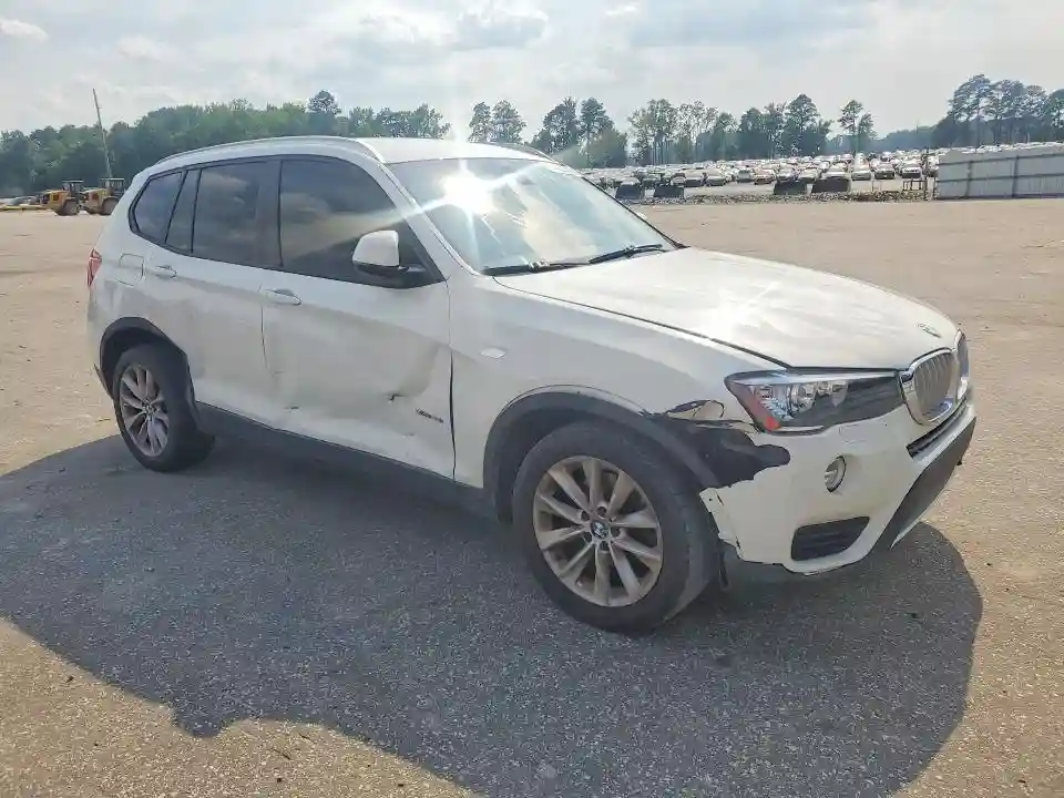 5UXWZ7C3XH0X41412 2017 BMW X3-3