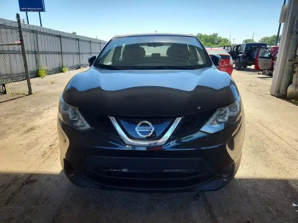 JN1BJ1CR3KW318087 2019 NISSAN ROGUE-4