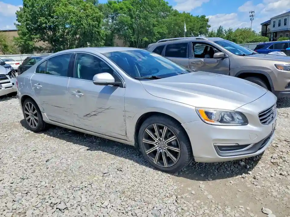 LYV402TK1HB139966 2017 VOLVO S60-3
