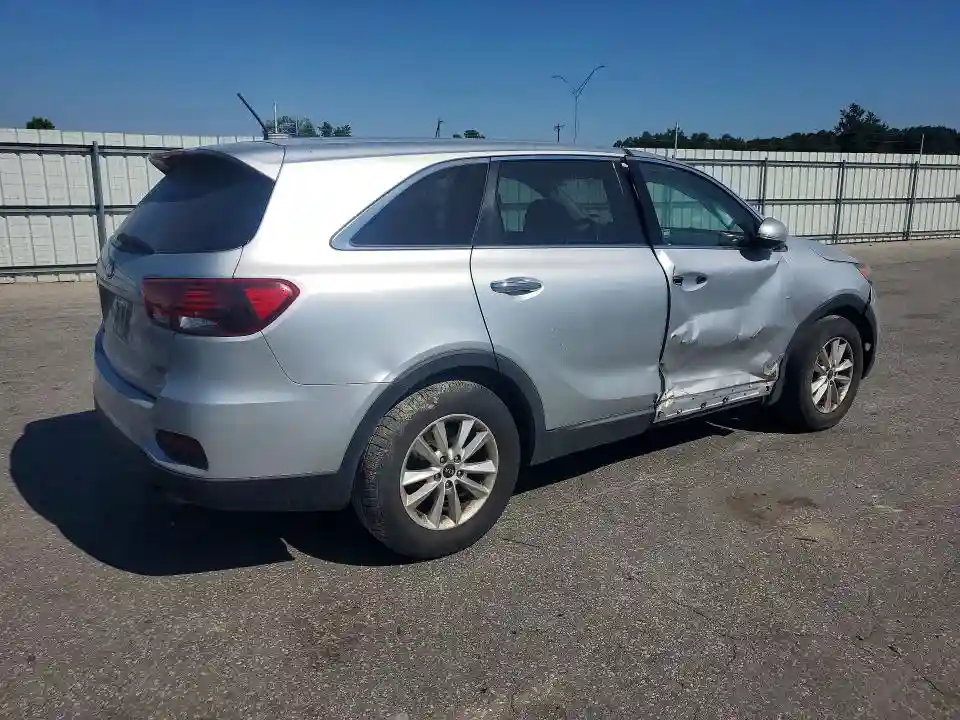 5XYPG4A30KG577599 2019 KIA SORENTO-2