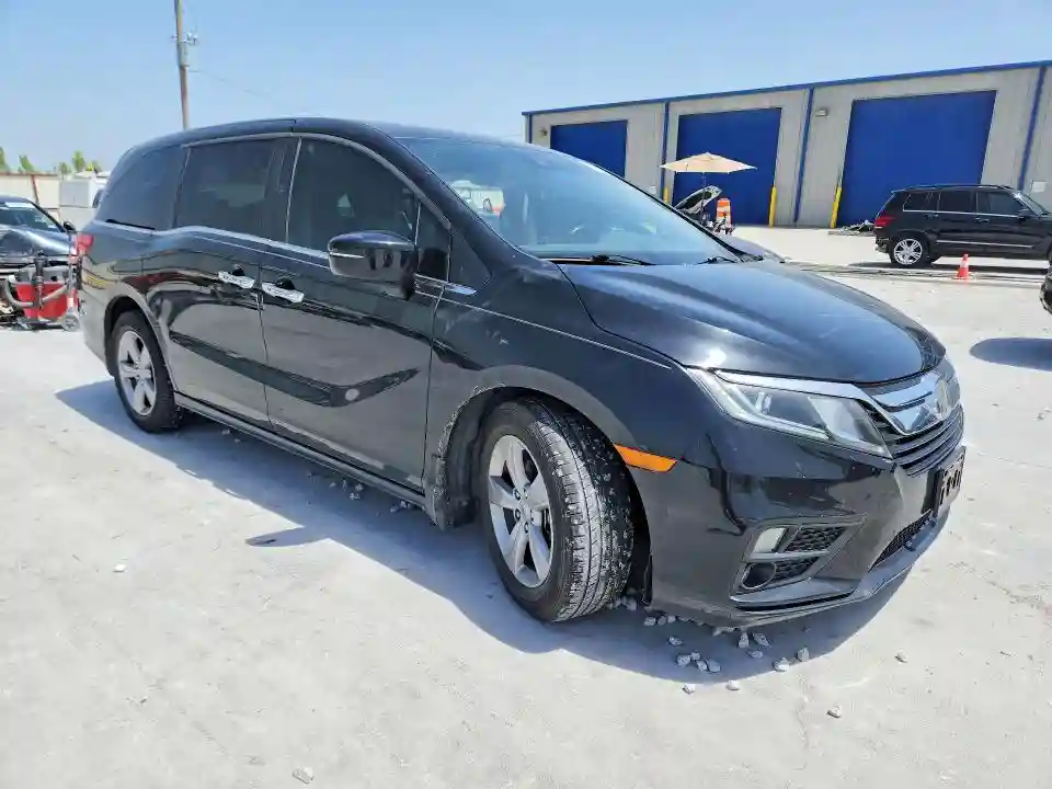 5FNRL6H73JB105671 2018 HONDA ODYSSEY-3