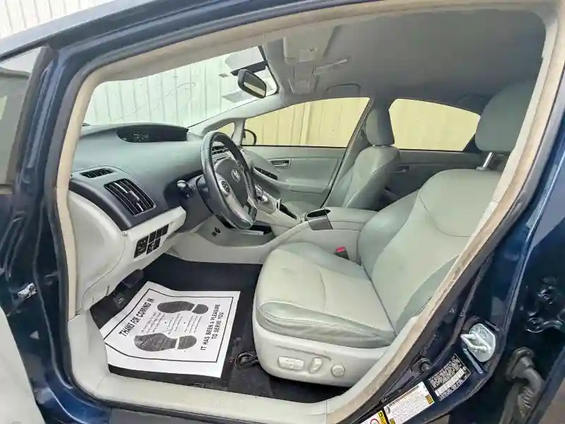 JTDKN3DU8F0427525 2015 TOYOTA PRIUS ONE-4