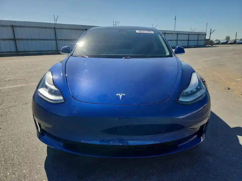 5YJ3E1EA3KF464135 2019 TESLA MODEL 3-4