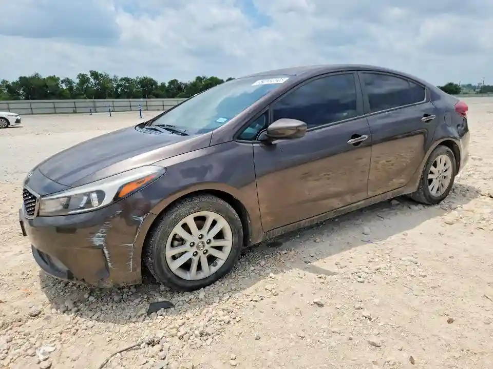 3KPFL4A76HE131957 2017 KIA FORTE-0