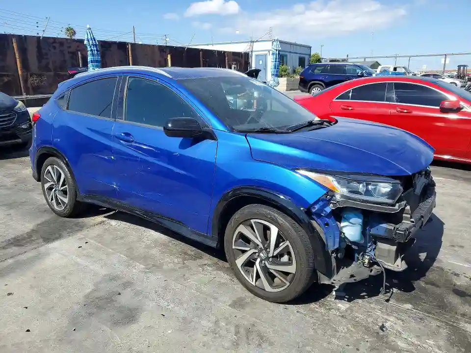 3CZRU5H10KG708201 2019 HONDA HR-V-3