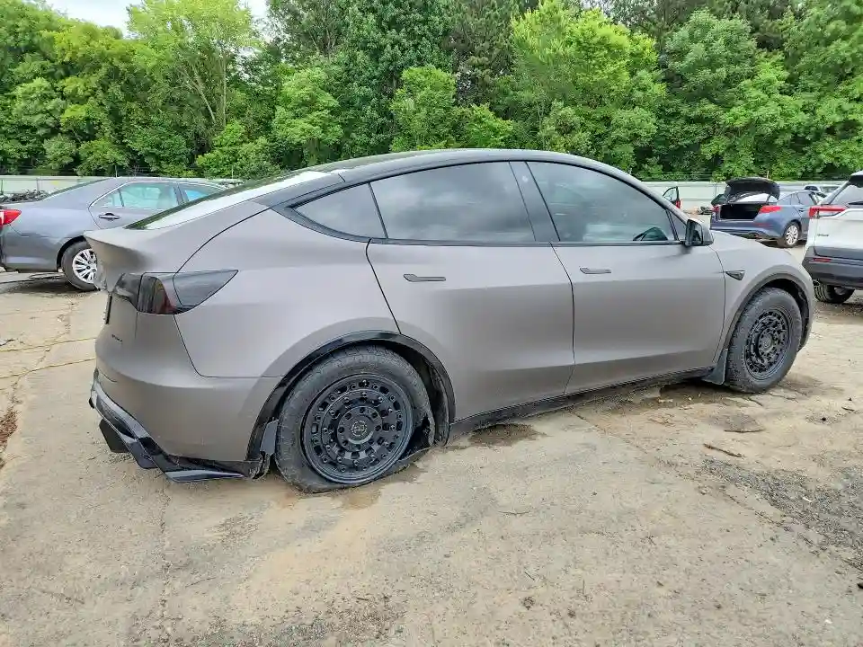 5YJYGDEE6MF084715 2021 TESLA MODEL Y-2