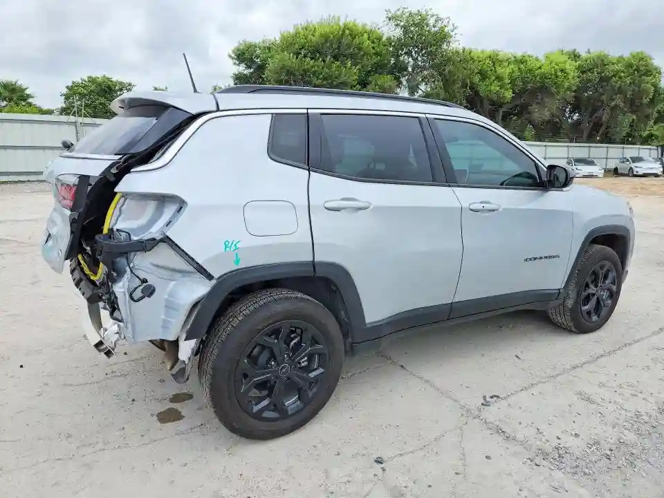 3C4NJDBN6ST585238 2025 JEEP COMPASS-2