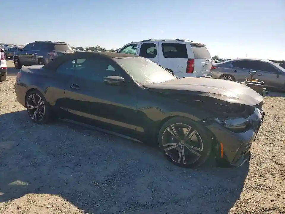 WBA23AT03PCN00578 2023 BMW 4 SERIES-3