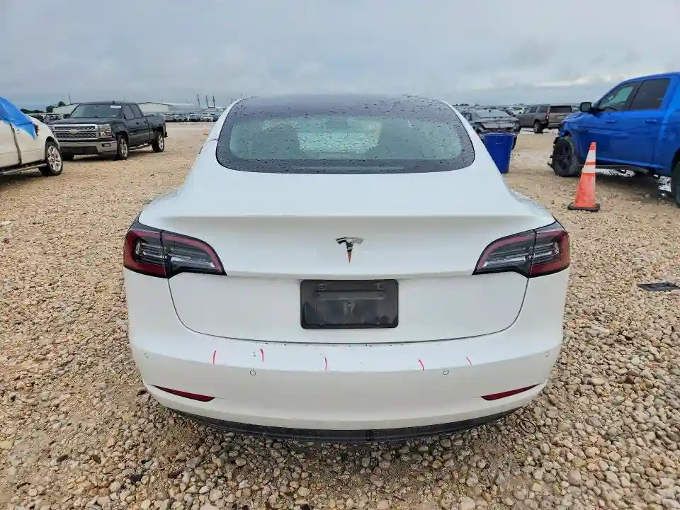 5YJ3E1EA5MF854821 2021 TESLA MODEL 3-5